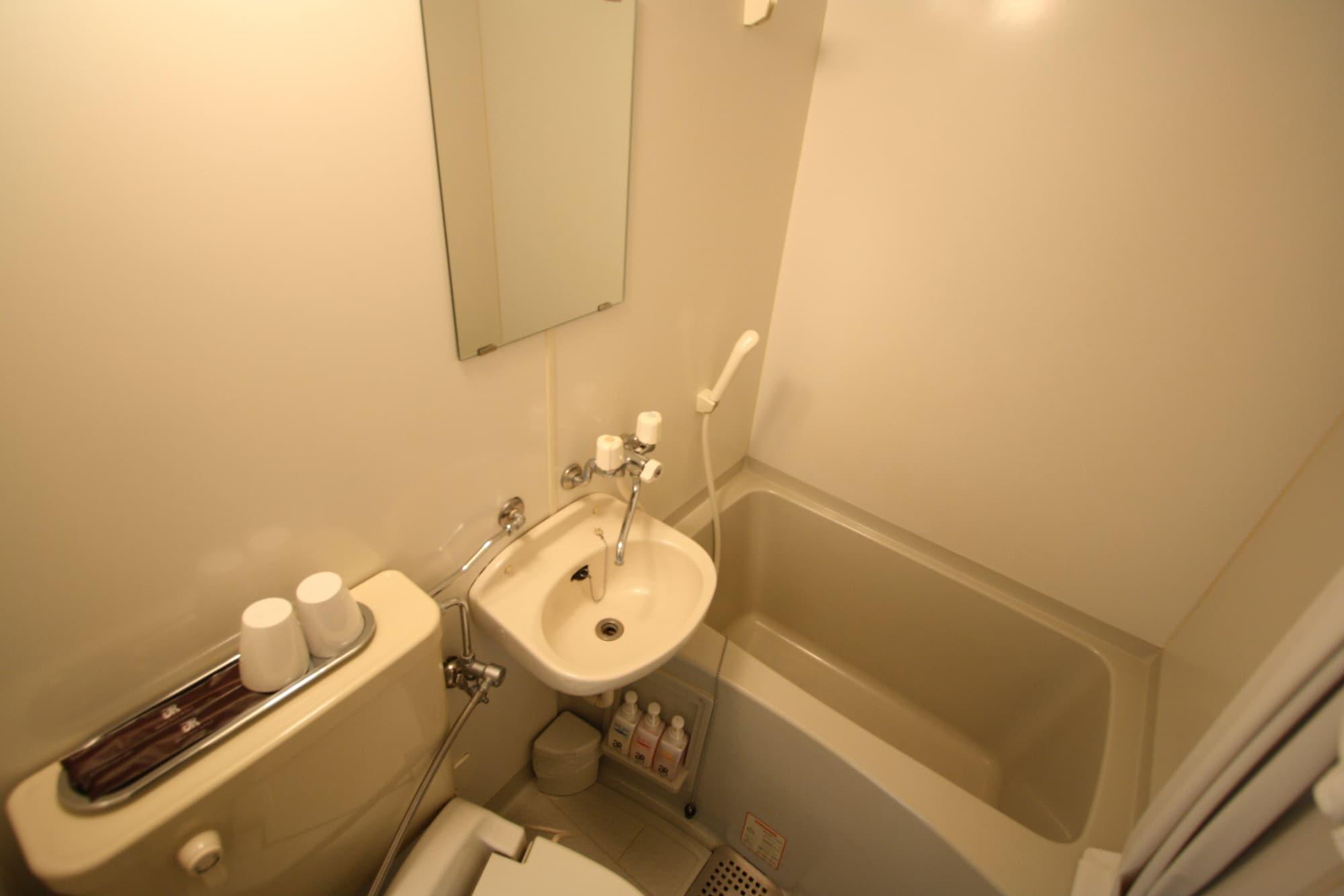 Gr Hotel Ginzadori Kumamoto Bagian luar foto