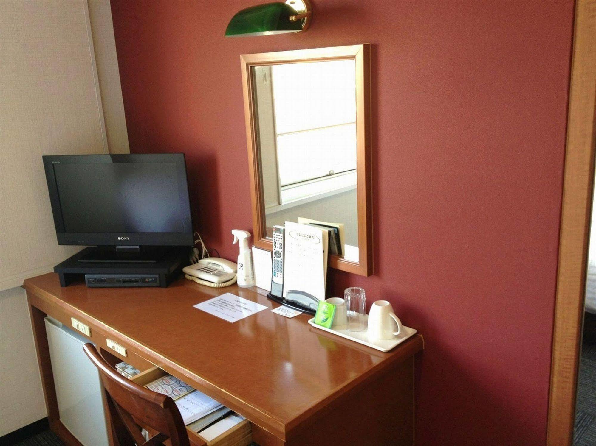 Gr Hotel Ginzadori Kumamoto Bagian luar foto